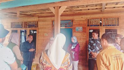 Komitmen Melayani Masyarakat, Komisi I DPRD Bateng Tinjau Langsung Desa Kurau Barat